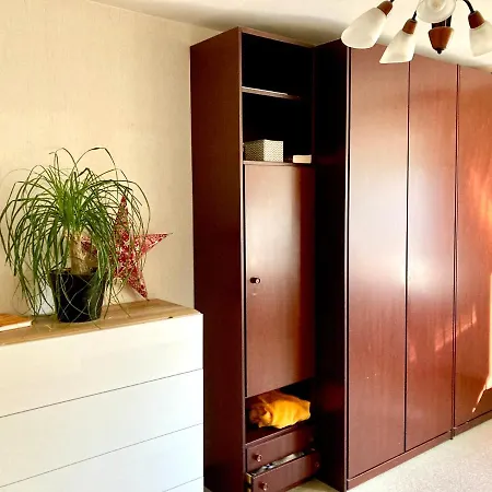 Fully Furnished 2-bedroom In City Centre *