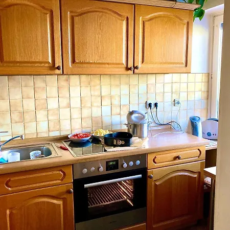 Fully Furnished 2-bedroom In City Centre