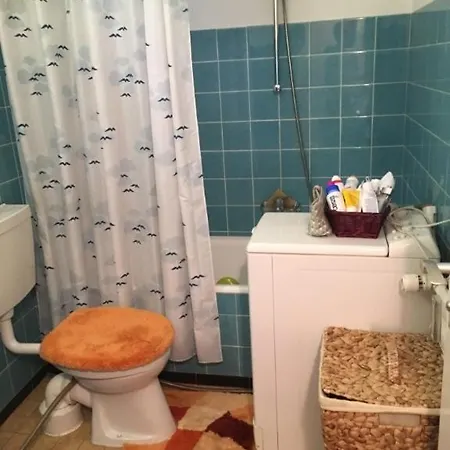 Fully Furnished 2-bedroom In City Centre